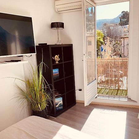 Au Coeur Du Village Joli Studio Каси Экстерьер фото