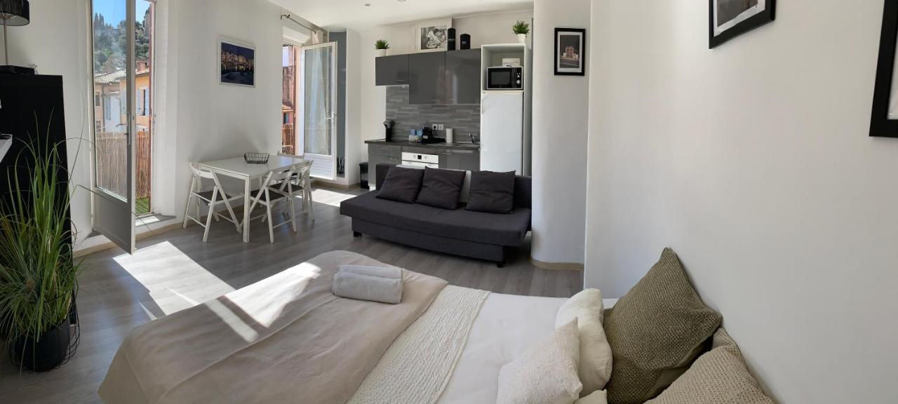 Au Coeur Du Village Joli Studio Каси Экстерьер фото